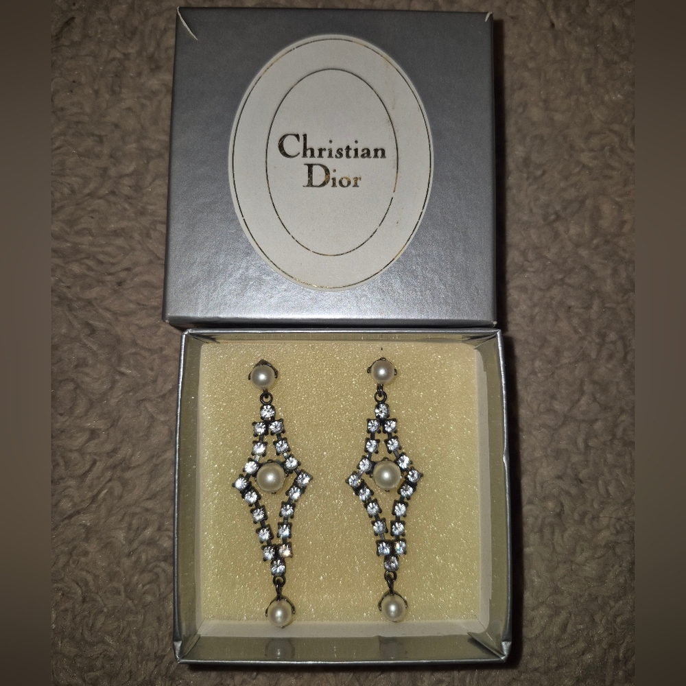 Dior Vintage Crystal & Pearl Earrings EUC - Picture 3 of 9